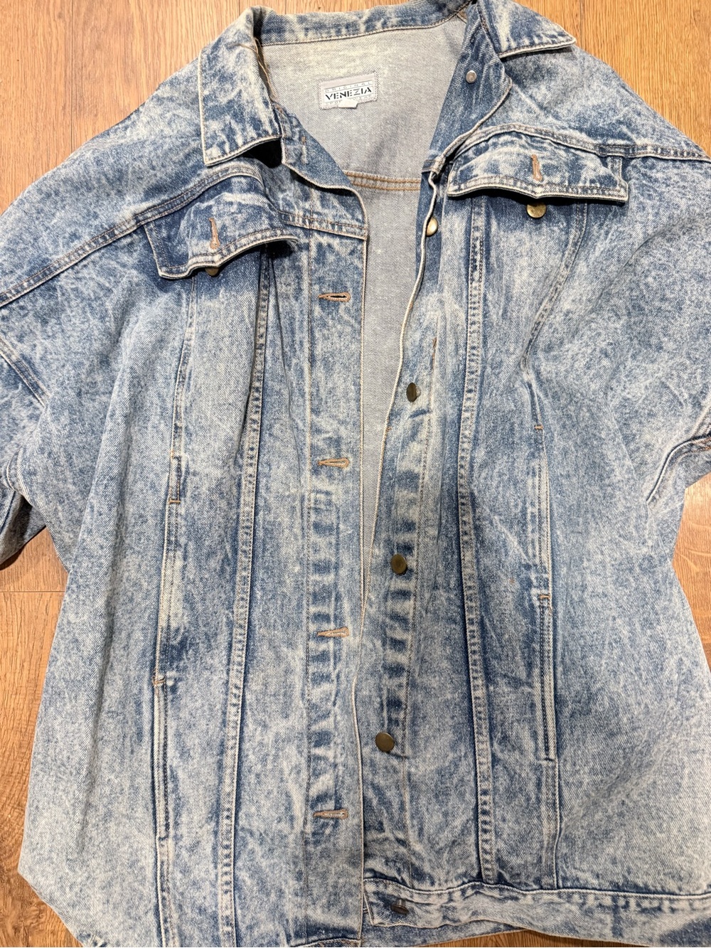 Venezia Acid-Wash Light Blue Denim Jacket